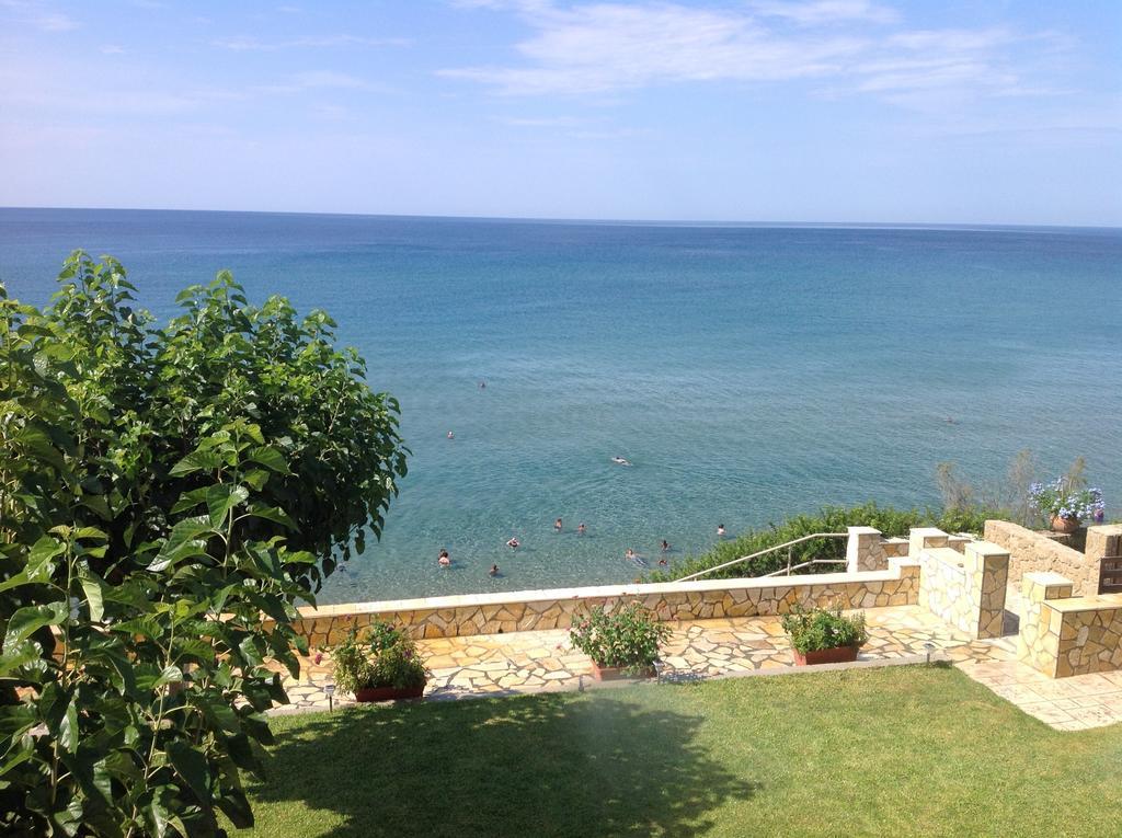 Aquarius House Villa Agios Georgios  Ngoại thất bức ảnh