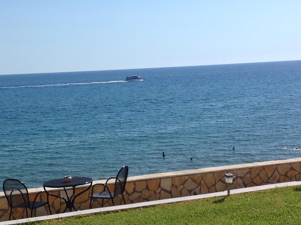 Aquarius House Villa Agios Georgios  Ngoại thất bức ảnh